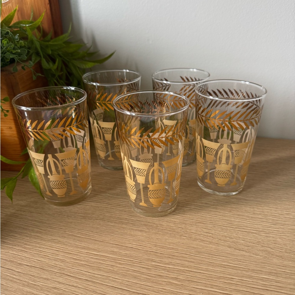 Elegant Gold Leaf Glass Tumbler Set